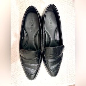 AEROSOLES Women's Tailored Loafer in Black Lizard Faux Leather Sz 7.5 US